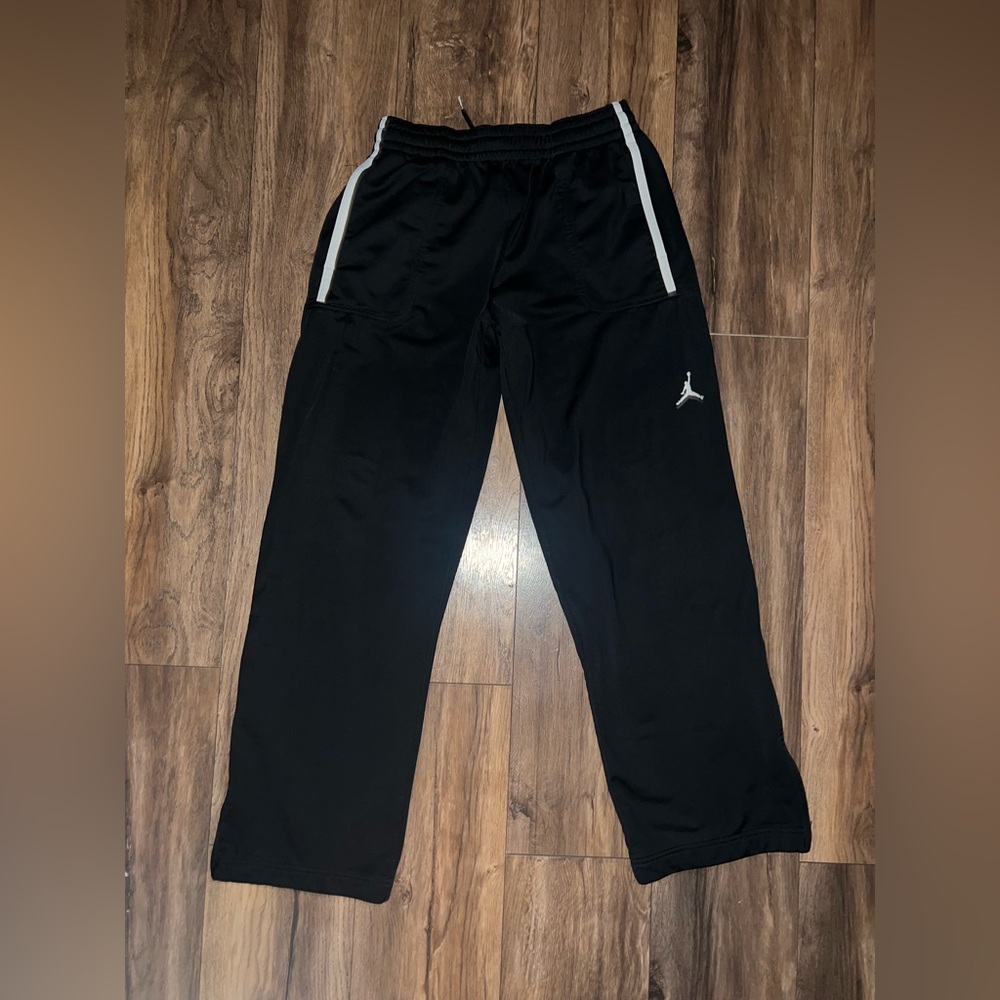 Men’s Size LARGE Wide Leg Jordan Track Pant Jogger.
